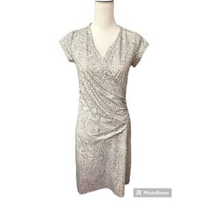 ATHLETA Dress Gray White Small Faux Wrap Floral